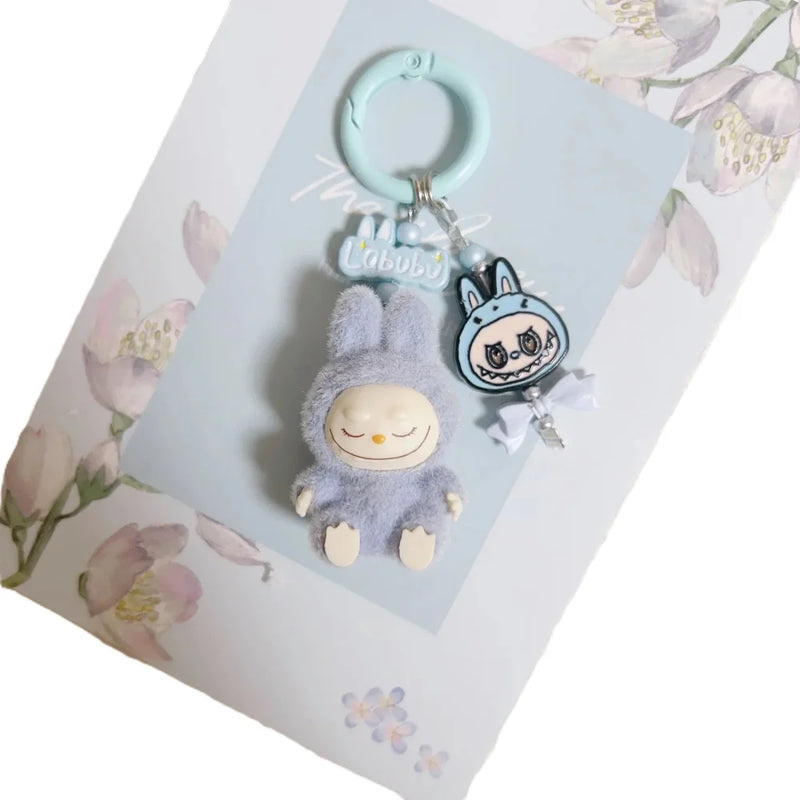 Porte-clé Labubu gris-MaPelucheLabubu.fr | Adoptez votre Labubu : Peluches et Figurines Uniques