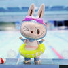 Figurine Labubu discipline Sportive Football-MaPelucheLabubu.fr | Adoptez votre Labubu : Peluches et Figurines Uniques
