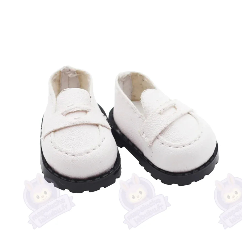 chaussure élégante pour Labubu 17 cm-MaPelucheLabubu.fr | Adoptez votre Labubu : Peluches et Figurines Uniques