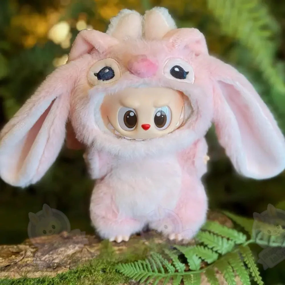 Combinaison stitch rose pour labubu-MaPelucheLabubu.fr | Adoptez votre Labubu : Peluches et Figurines Uniques