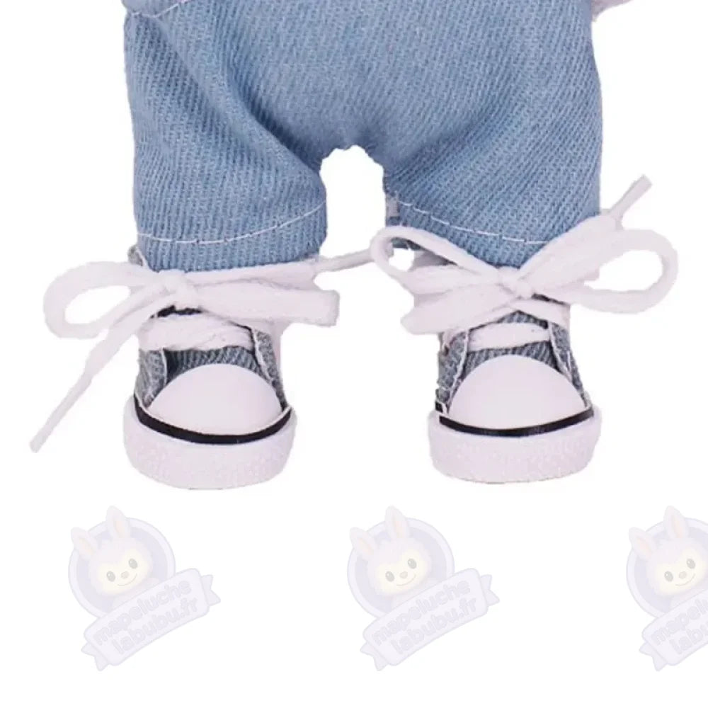 Converse pour Labubu-MaPelucheLabubu.fr | Adoptez votre Labubu : Peluches et Figurines Uniques