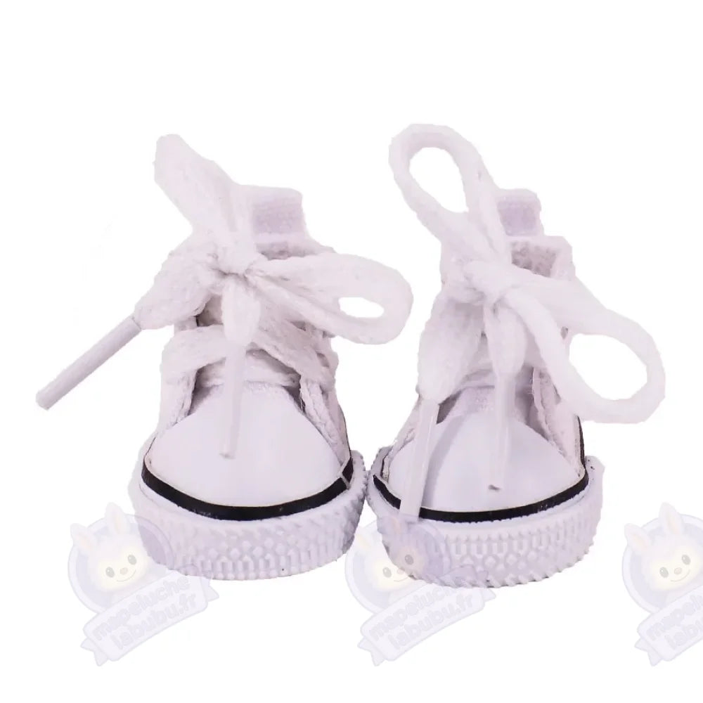 Converse pour Labubu-MaPelucheLabubu.fr | Adoptez votre Labubu : Peluches et Figurines Uniques
