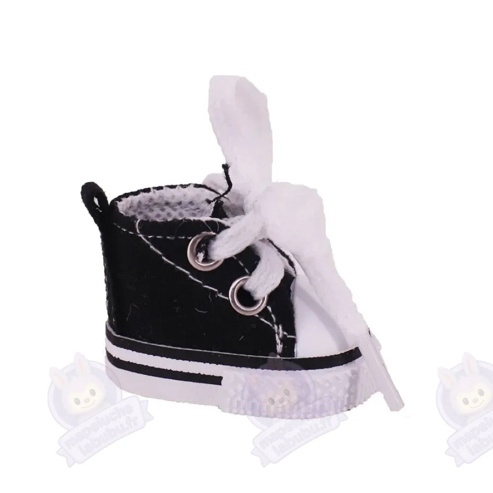 Converse pour Labubu-MaPelucheLabubu.fr | Adoptez votre Labubu : Peluches et Figurines Uniques
