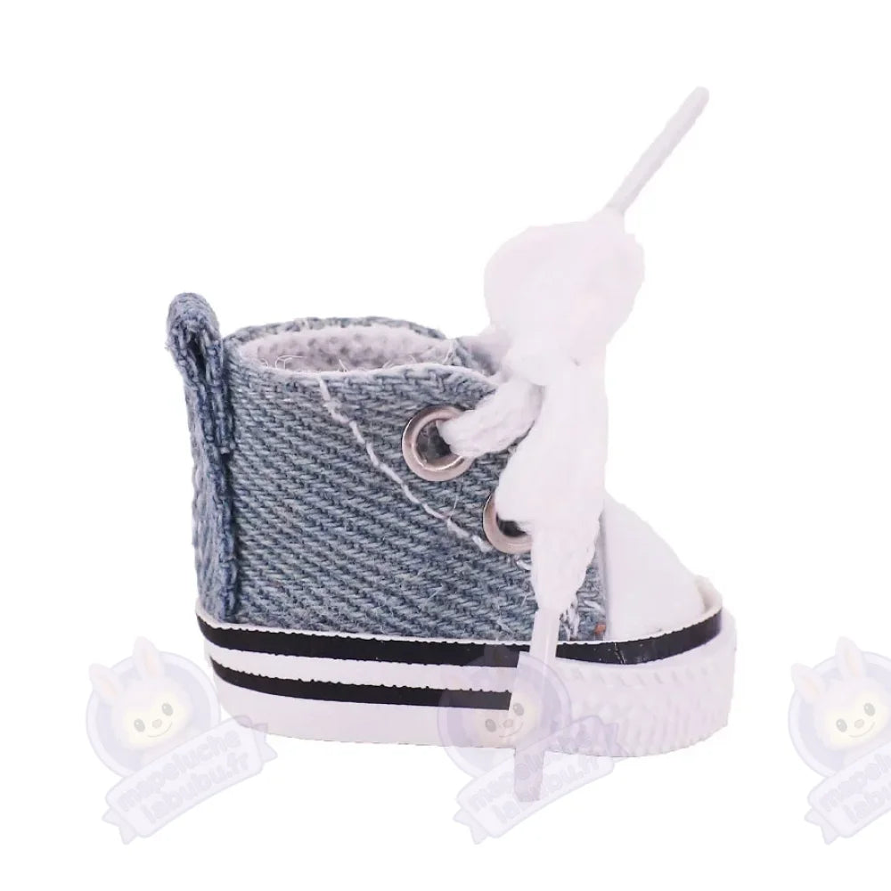 Converse pour Labubu-MaPelucheLabubu.fr | Adoptez votre Labubu : Peluches et Figurines Uniques