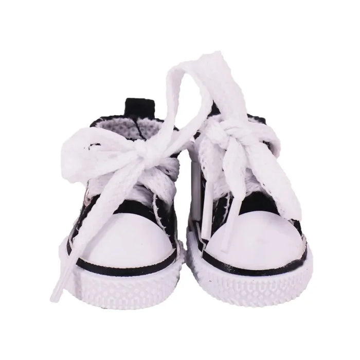 Converse pour Labubu-MaPelucheLabubu.fr | Adoptez votre Labubu : Peluches et Figurines Uniques