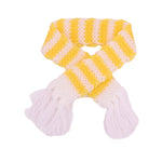 Acheter Echarpe jaune tricoté labubu - MaPelucheLabubu.fr | Adoptez votre Labubu : Peluches et Figurines Uniques