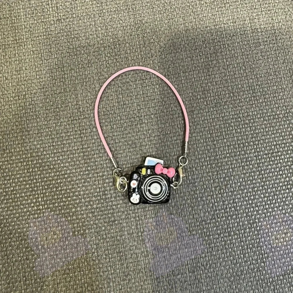 Ecouteurs accessoires labubu-MaPelucheLabubu.fr | Adoptez votre Labubu : Peluches et Figurines Uniques