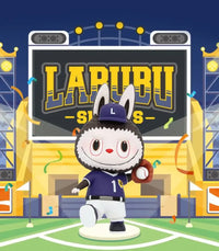 Figurine Labubu discipline Sportive Football-MaPelucheLabubu.fr | Adoptez votre Labubu : Peluches et Figurines Uniques