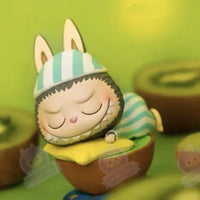 Figurine Labubu The Monsters Fruit Blind Box - modèle Kiwi - MaPelucheLabubu.fr | Adoptez votre Labubu : Peluches et Figurines Uniques
