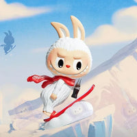 Figurines Labubu The Monster Coca-Cola Vocation Fit - modèle Snowy Mountain - MaPelucheLabubu.fr | Adoptez votre Labubu : Peluches et Figurines Uniques