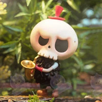 Figurines Labubu The Monster Forest Concert Military Drum - modèle Sax - MaPelucheLabubu.fr | Adoptez votre Labubu : Peluches et Figurines Uniques