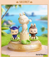 Figurines Labubu The Monster Play Games 6 Boites - modèle Aerial rotation - MaPelucheLabubu.fr | Adoptez votre Labubu : Peluches et Figurines Uniques