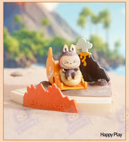 Figurines Labubu The Monster Play Games Aerial Rotation - modèle Happy Play - MaPelucheLabubu.fr | Adoptez votre Labubu : Peluches et Figurines Uniques