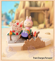 Figurines Labubu The Monster Play Games Climbing Fun - modèle Train - MaPelucheLabubu.fr | Adoptez votre Labubu : Peluches et Figurines Uniques