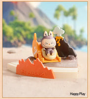 Figurines Labubu The Monster Play Games Happy Play - MaPelucheLabubu.fr | Adoptez votre Labubu : Peluches et Figurines Uniques