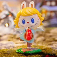 Figurines Labubu The Monsters Let's Christmas Cake - modèle Christmas Angel - MaPelucheLabubu.fr | Adoptez votre Labubu : Peluches et Figurines Uniques