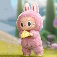 Peluche Labubu Sesame Bean - modèle Figurine Labubu - Lychee Berry - MaPelucheLabubu.fr | Adoptez votre Labubu : Peluches et Figurines Uniques