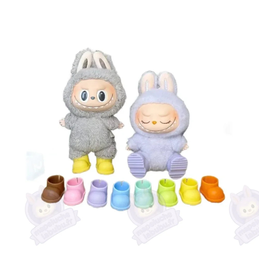 Petite chaussure coloré pour Labubu-MaPelucheLabubu.fr | Adoptez votre Labubu : Peluches et Figurines Uniques