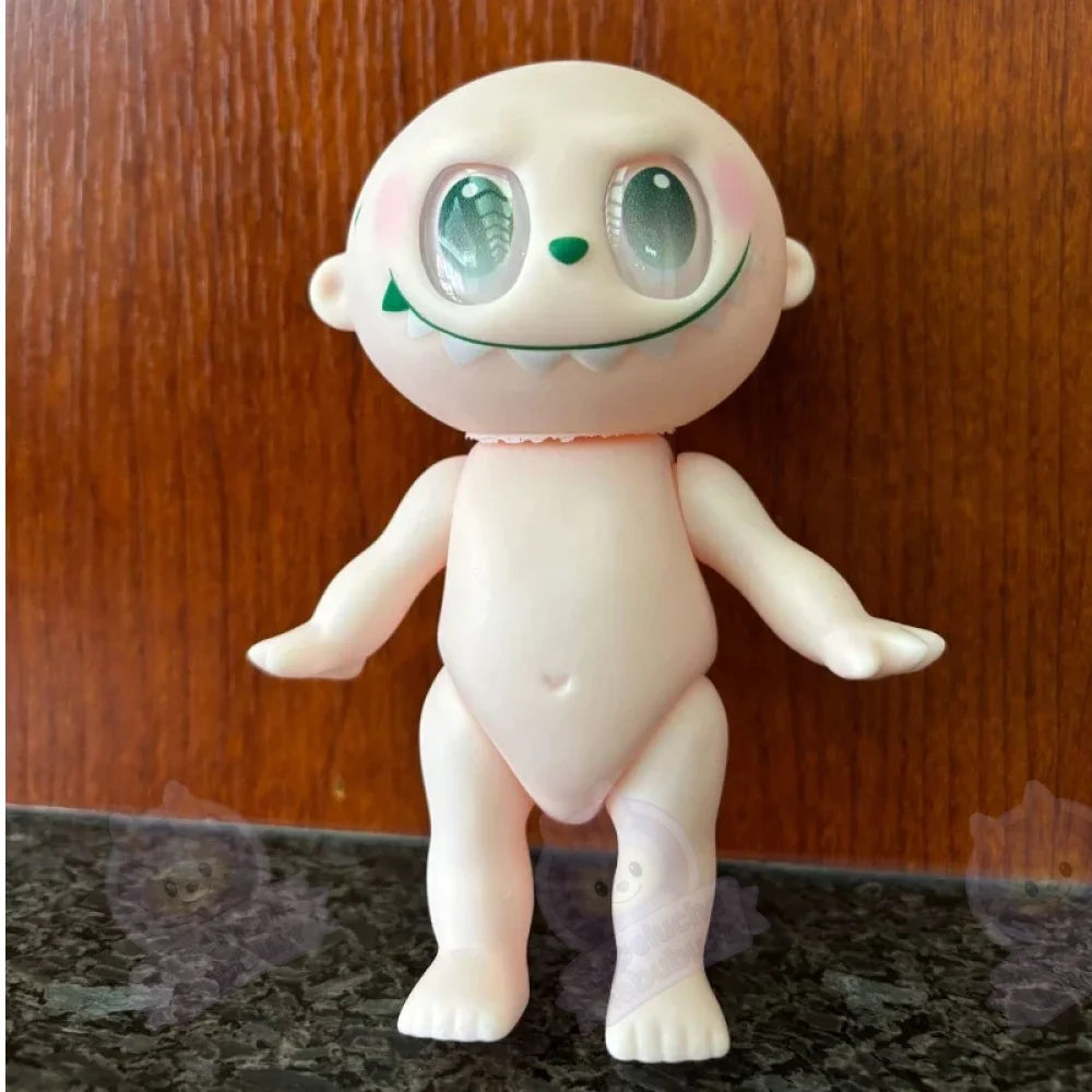 Poupée labubu articulée-MaPelucheLabubu.fr | Adoptez votre Labubu : Peluches et Figurines Uniques