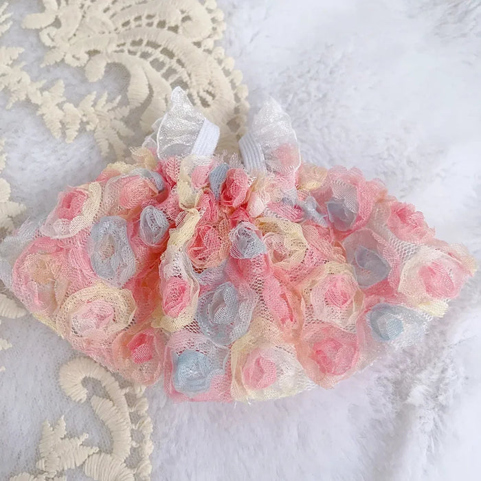 Robe fleuries pour Labubu Princesse-MaPelucheLabubu.fr | Adoptez votre Labubu : Peluches et Figurines Uniques