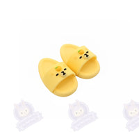 Savates Labubu mignonne - modèle Shoe A19 - MaPelucheLabubu.fr | Adoptez votre Labubu : Peluches et Figurines Uniques