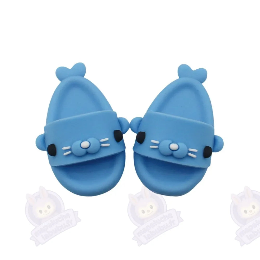 Savates petit chat Labubu mignonne-MaPelucheLabubu.fr | Adoptez votre Labubu : Peluches et Figurines Uniques