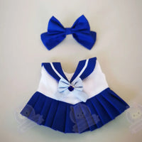 Uniforme rouge pour Labubu - modèle Blue - MaPelucheLabubu.fr | Adoptez votre Labubu : Peluches et Figurines Uniques