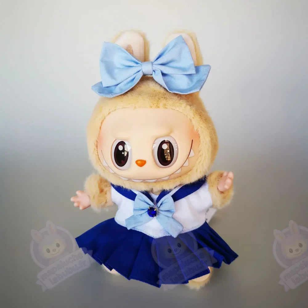 Uniforme rouge pour Labubu-MaPelucheLabubu.fr | Adoptez votre Labubu : Peluches et Figurines Uniques